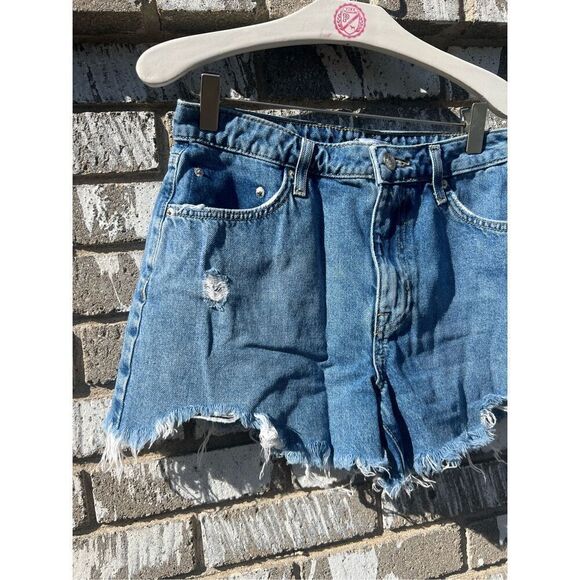 Forever 21 Premium Denim Jean Shorts Woman’s Size 27 - Picture 2 of 8
